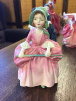 TIMED ONLINE AUCTION COLLECTIBLE FIGURENES - STEIFF - DOLLS - QUILTS Auction Photo